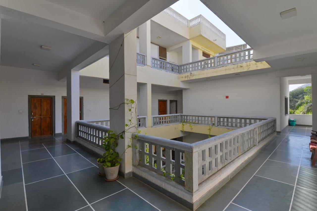 Oyo 1159 Hotel Chandra Prakash Udaipur Extérieur photo